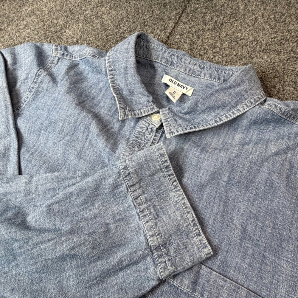 Old Navy Womens XL Blue Chambray Denim Button Down Long Sleeve Shirt Pocket